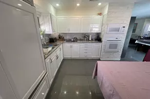 2310 N 67th Terrace, Hollywood, FL 33024 - Photo 11