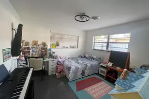 2310 N 67th Terrace, Hollywood, FL 33024 - Photo 19
