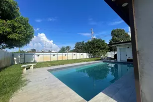 2310 N 67th Terrace, Hollywood, FL 33024 - Photo 5