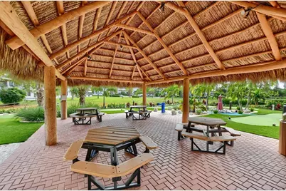 1038 Cambridge B, Deerfield Beach, FL 33442 - Photo 13