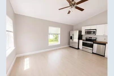 32 Lake Osborne Drive #6, Lake Worth, FL 33461 - Photo 3