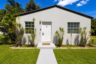 32 Lake Osborne Dr, Lake Worth, FL 33461 - Photo 1
