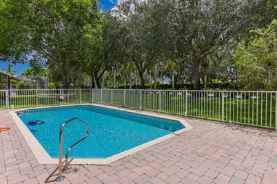 9570 Lantern Bay Circle, West Palm Beach, FL 33411 - Photo 21