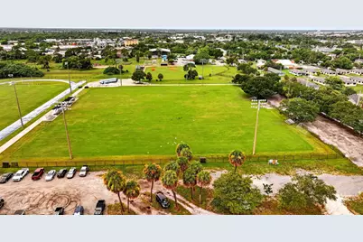820 E 13th Street, Stuart, FL 34994 - Photo 27