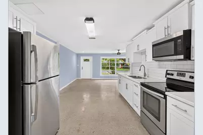 820 E 13th Street, Stuart, FL 34994 - Photo 7
