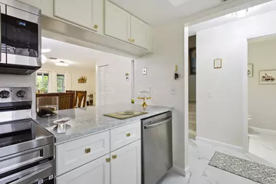 368 Waterside Drive, Hypoluxo, FL 33462 - Photo 7