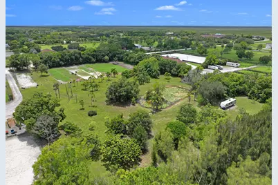 16639 Hollow Tree Lane, Wellington, FL 33470 - Photo 5