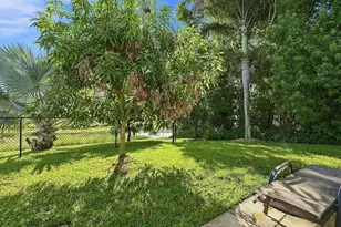 1863 SE Bowie St, Port Saint Lucie, FL 34952 - Photo 41