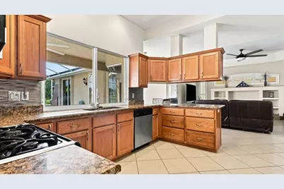 1863 SE Bowie Street, Port Saint Lucie, FL 34952 - Photo 21