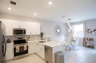 11966 NW 46th St, Coral Springs, FL 33076 - Photo 3