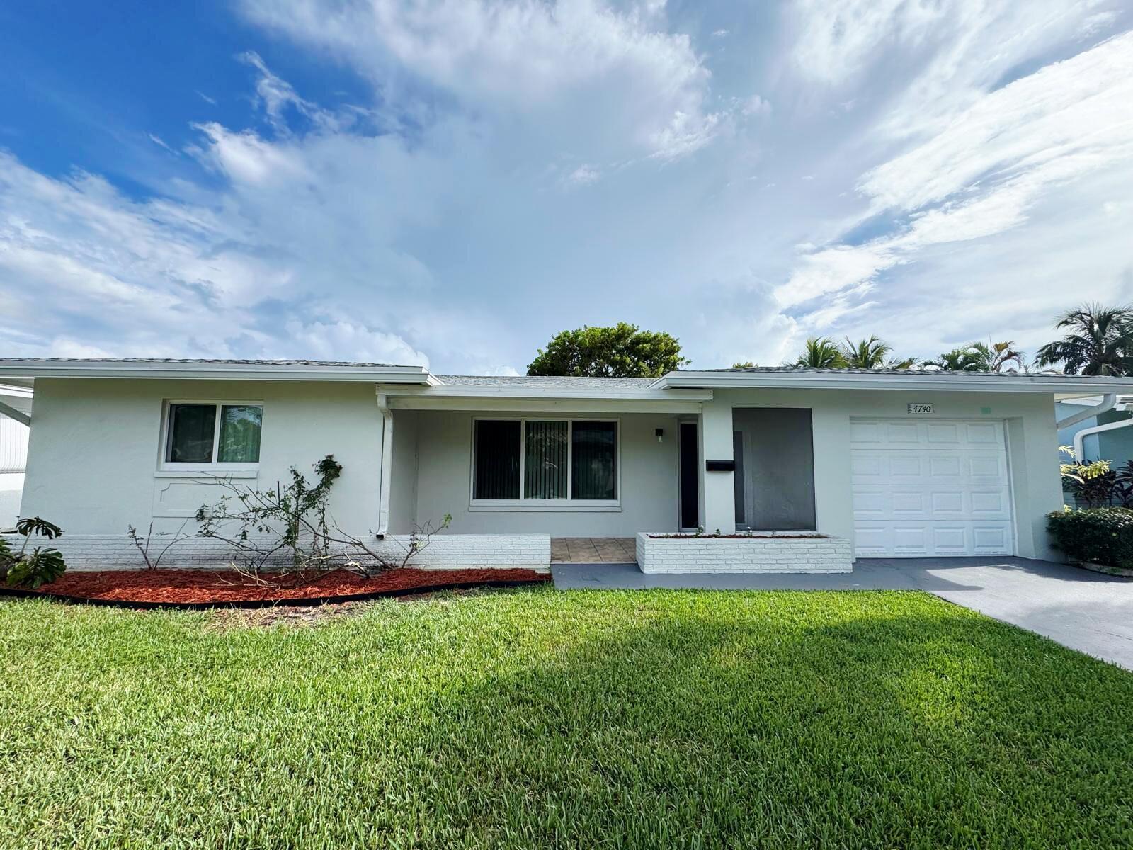 4740 NW 49th Ct - 4740 NW 49th Ct, Tamarac, FL 33319 Luxury Property | Jose Angel Pina