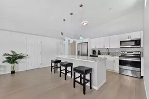 910 NW 17th Ave, Fort Lauderdale, FL 33311 - Photo 1