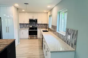 2171 NE 62nd Ct, Fort Lauderdale, FL 33308 - Photo 5