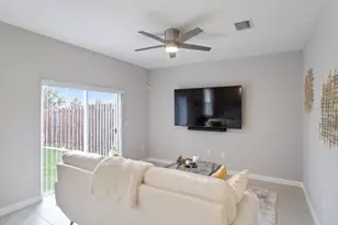 11966 NW 46th St, Coral Springs, FL 33076 - Photo 9