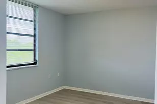 3635 Whitehall Dr, West Palm Beach, FL 33401 - Photo 15