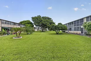 210 Canterbury J, West Palm Beach, FL 33417 - Photo 7