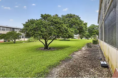 210 Canterbury J #1, West Palm Beach, FL 33417 - Photo 25