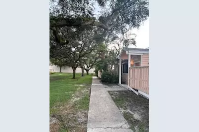 1927 Players Place, North Lauderdale, FL 33068 - Photo 5