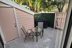 1927 Players Pl, North Lauderdale, FL 33068 - Photo 17