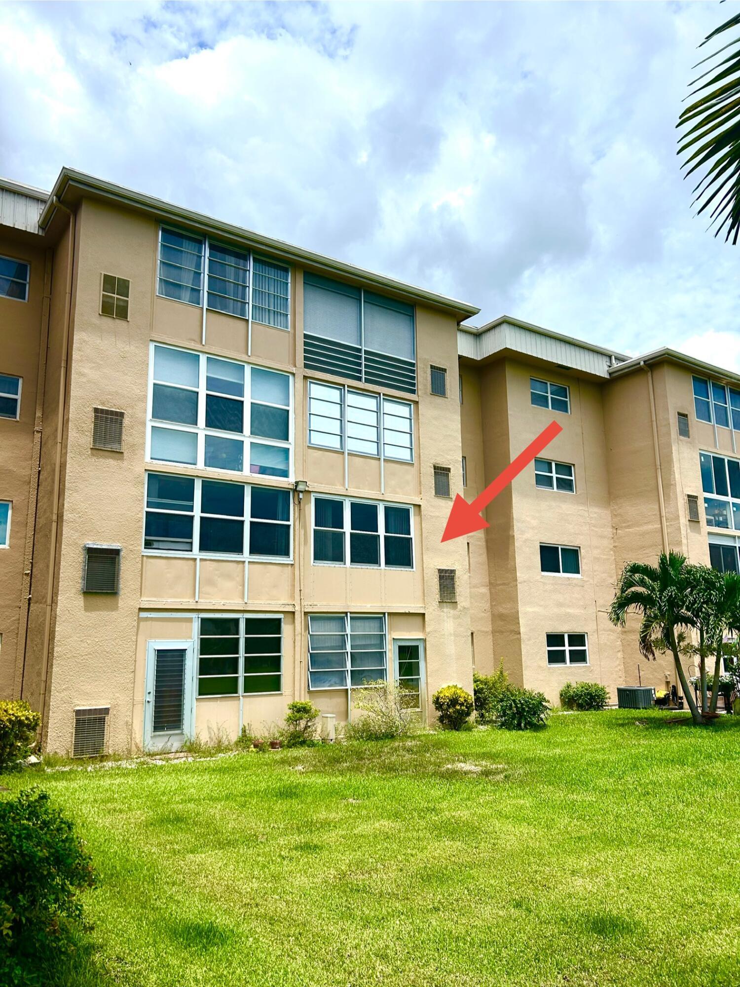 2600 NE 1st Ln #Apt 205 - 2600 NE 1st Ln #Apt 205, Boynton Beach, FL 33435 Luxury Property | Jose Angel Pina