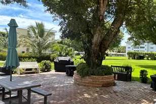 2600 NE 1st Ln, Boynton Beach, FL 33435 - Photo 17