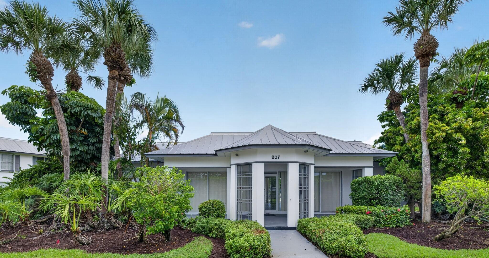 803 SE Central Pkwy #9 - 803 SE Central Pkwy #9, Stuart, FL 34994 Luxury Property | Jose Angel Pina