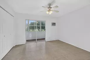 210 Canterbury J, West Palm Beach, FL 33417 - Photo 15