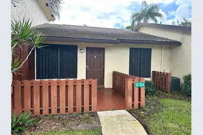 8184 SE Villa Way, Hobe Sound, FL 33455 - Photo 1