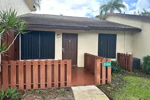 8184 SE Villa Way, Hobe Sound, FL 33455 - Photo 1