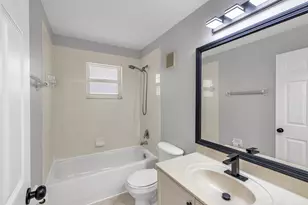 5109 Stage Coach Dr, Coconut Creek, FL 33073 - Photo 17