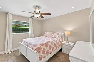 435 Bluebird Ln, Delray Beach, FL 33445 - Photo 13