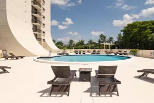 2000 Presidential Way, West Palm Beach, FL 33401 - Photo 3