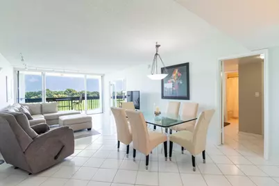 2000 Presidential Way #603, West Palm Beach, FL 33401 - Photo 5