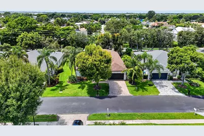 10 Lake Eden Drive, Boynton Beach, FL 33435 - Photo 49