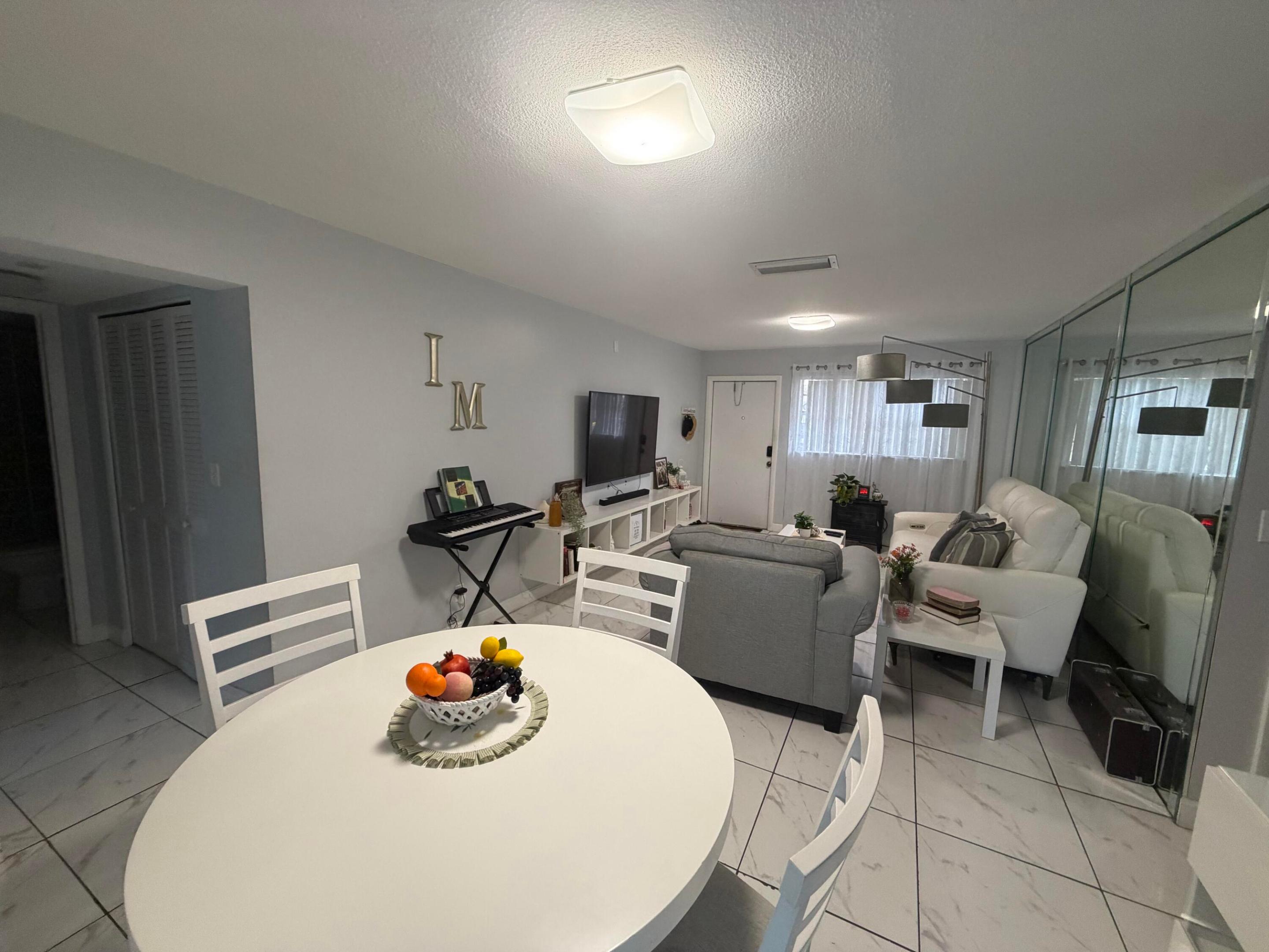 4100 Crystal Lake Dr #110 - 4100 Crystal Lake Dr #110, Deerfield Beach, FL 33064 Luxury Property | Jose Angel Pina