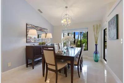 156 Thornton Drive, Palm Beach Gardens, FL 33418 - Photo 3