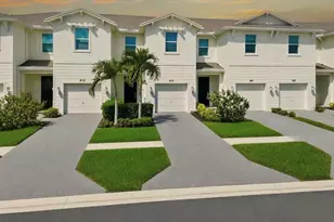 870 SE grovebush Ln, Port Saint Lucie, FL 34984 - Photo 1