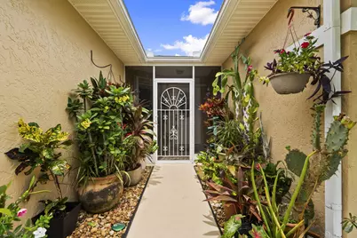 6156 Alexandria Circle, Fort Pierce, FL 34982 - Photo 3