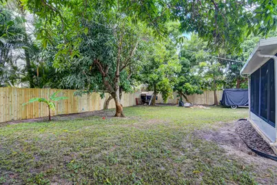 1910 NE 2nd Avenue, Delray Beach, FL 33444 - Photo 35