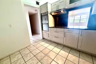 1502 S Lakeside Dr, Lake Worth Beach, FL 33460 - Photo 9