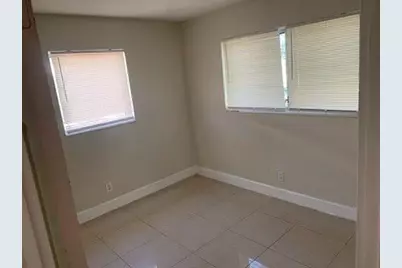 223 SE 14th Place, Deerfield Beach, FL 33441 - Photo 17
