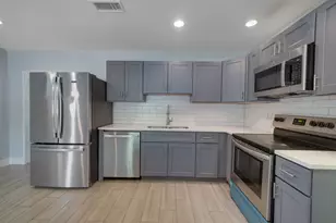 1060 NW 49th Ct, Deerfield Beach, FL 33064 - Photo 9