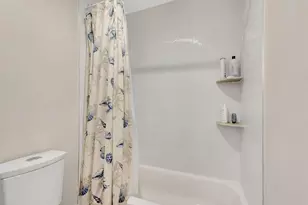 363 Prestwick Cir, Palm Beach Gardens, FL 33418 - Photo 25