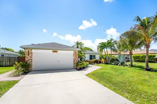 140 Arrowhead Cir, Jupiter, FL 33458 - Photo 21
