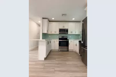 140 SW 5th Avenue, Delray Beach, FL 33444 - Photo 5