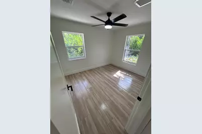140 SW 5th Avenue, Delray Beach, FL 33444 - Photo 23