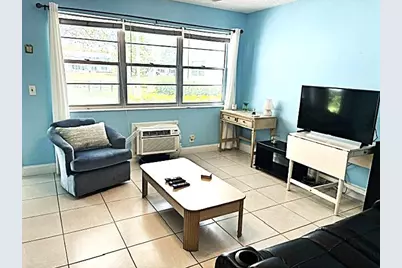 110 Markham F #110, Deerfield Beach, FL 33442 - Photo 7