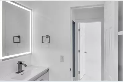 915 SW 3rd Street, Boynton Beach, FL 33435 - Photo 11
