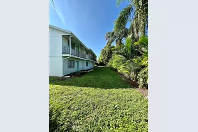 2829 SW Cornell Avenue, Palm City, FL 34990 - Photo 3