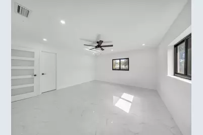 4531 SW 20th Street, West Park, FL 33023 - Photo 23